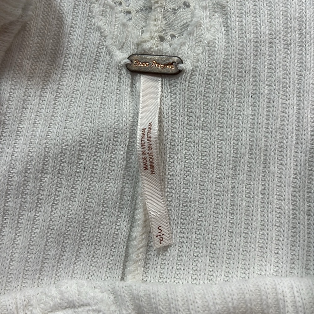 Free people to the west top size small - Picture 2 of 7